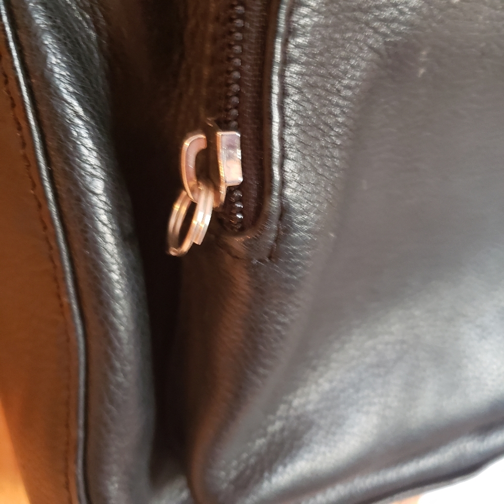 Fossil Crossbody Bag - Picture 5 of 14